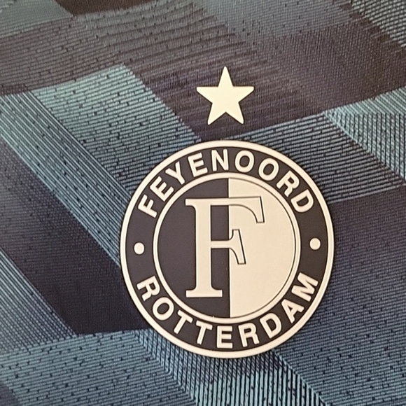 Castore Feyenoord Rotterdam Dutch Eredivisie 23/24 Away Jersey - Picture 4 of 7